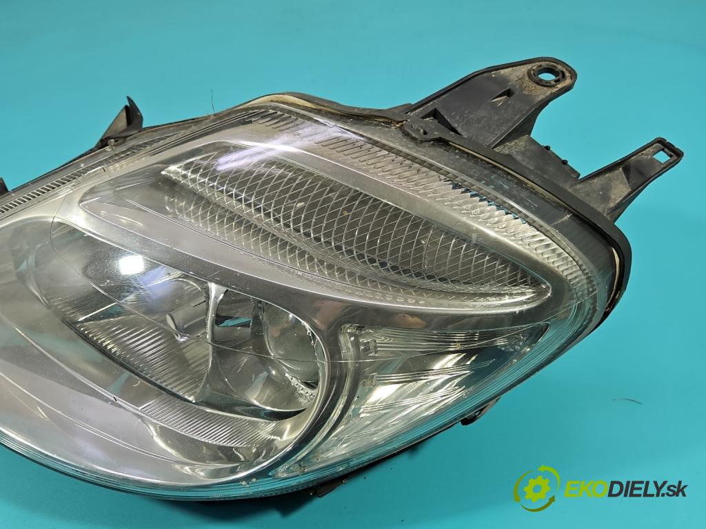 Citroen C8 2002-2014 2.0 hdi 120 HP manual 88 kW 1997 cm3 5- Reflektor: ľavý 1494316080 (Kľučka dverí ostatné)