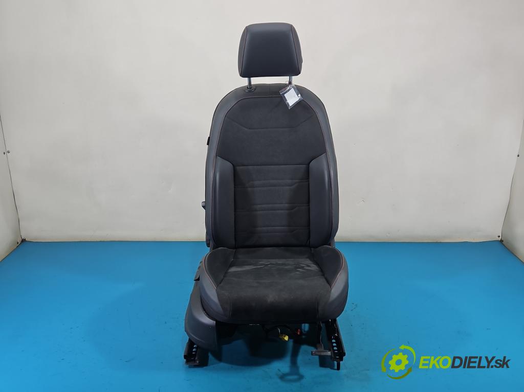 Seat Ateca 2016- 1.5 TSI 150 HP automatic 110 kW 1498 cm3 5- Sedačka pravý  (Sedadlo)