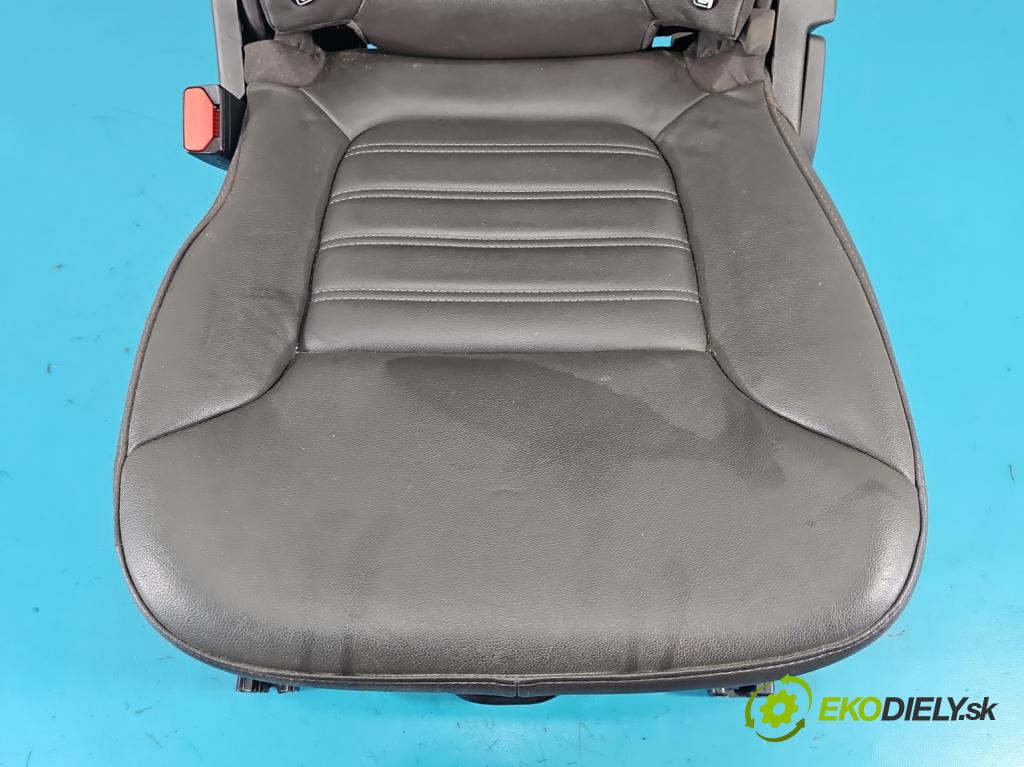 Renault Espace V 2014-2023 1.6 dci 160 HP automatic 118 kW 1598 cm3 5- Sedačka zadné ľavý II