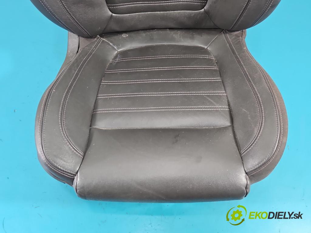 Renault Espace V 2014-2023 1.6 dci 160 HP automatic 118 kW 1598 cm3 5- Sedačka pravý  (Sedadlo)