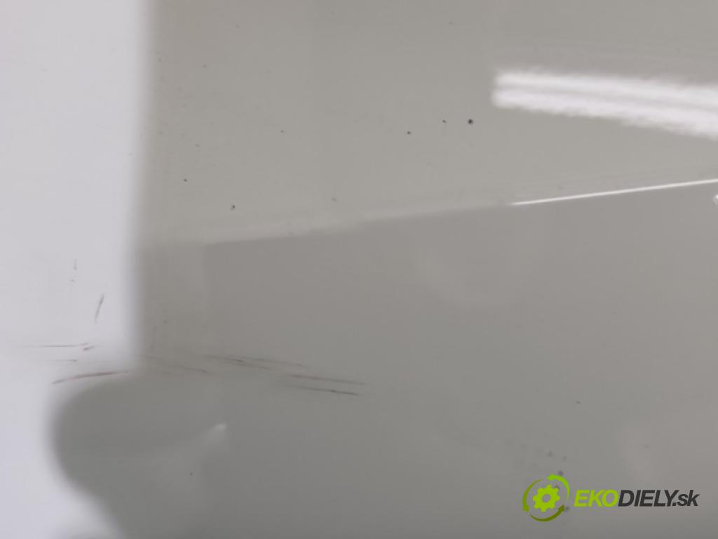 Skoda Citigo 2011-2019 1.0 MPI 75 hp manual 55 kW 999 cm3 5- nárazník zadní  (Klika dveří ostatní)
