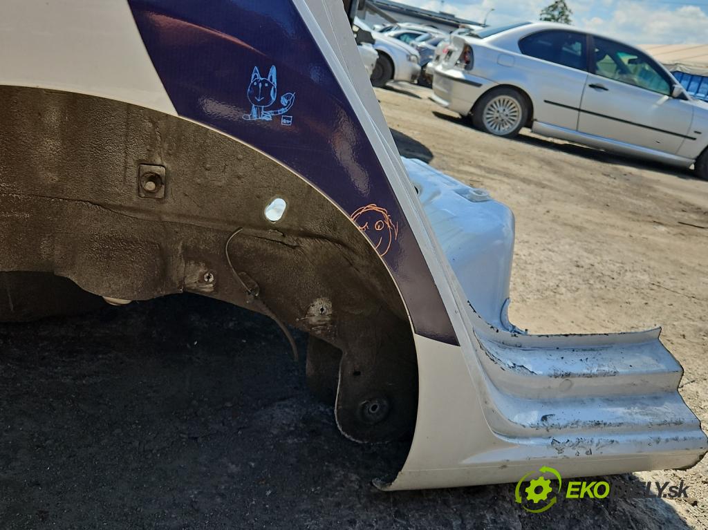 Skoda Citigo 2011-2019 1.0 MPI 75 HP manual 55 kW 999 cm3 5- blatník zadné pravý