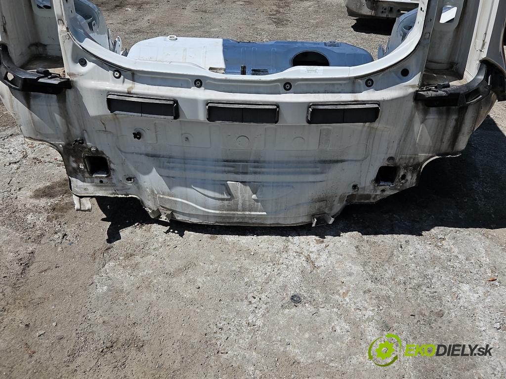 Skoda Citigo 2011-2019 1.0 MPI 75 HP manual 55 kW 999 cm3 5- pas zadní:
