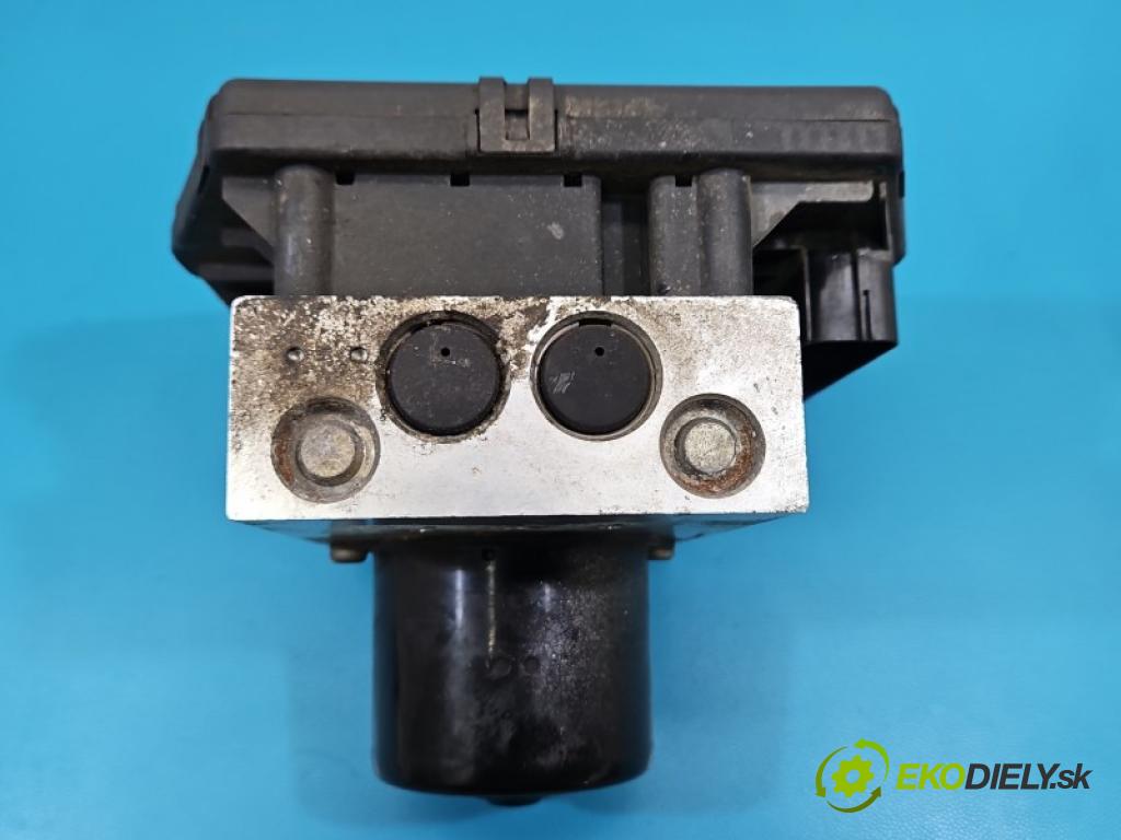 Mercedes C W203 2000-2007 2.0 kompressor 163 hp manual 120 kW 1998 cm3 3- čerpadlo abs A2035451632 (Pumpa ABS)