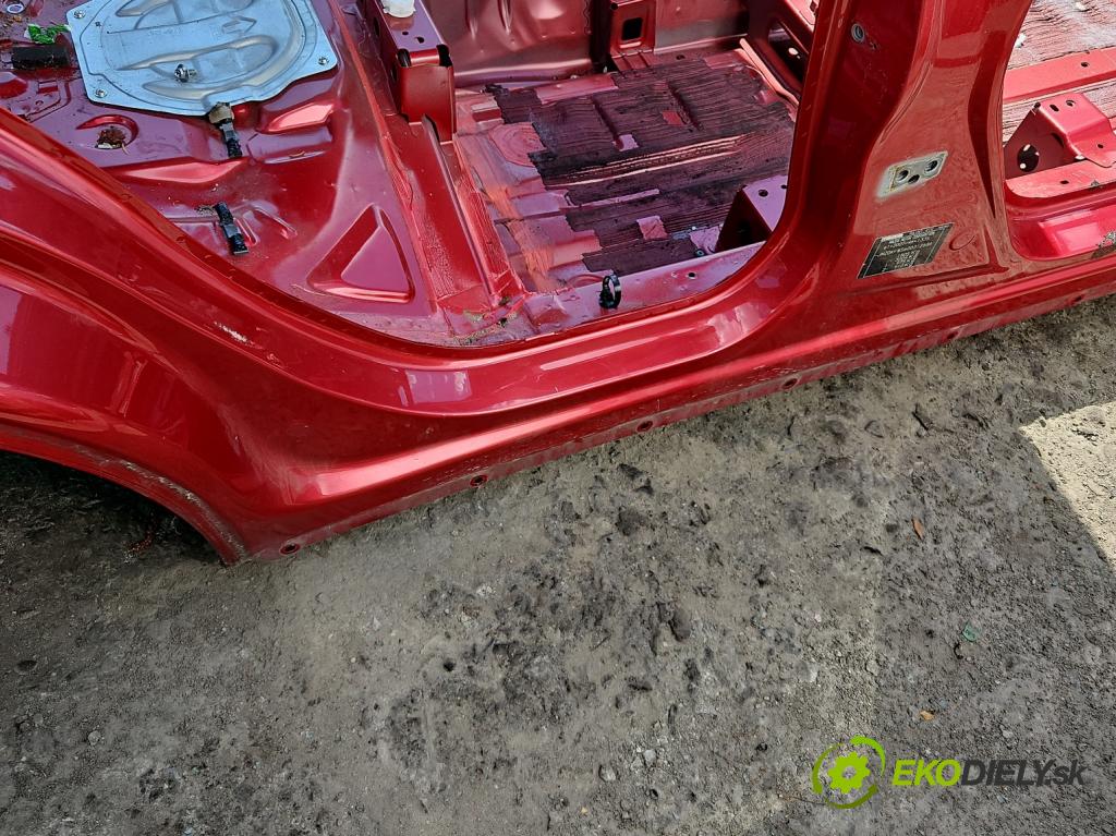 Mazda CX-3 2014-2021 1.5d 105 HP manual 77 kW 1499 cm3 5- Práh: pravý (Karoséria ostatné)