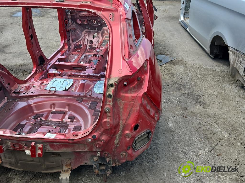 Mazda CX-3 2014-2021 1.5d 105 HP manual 77 kW 1499 cm3 5- blatník zadné pravý