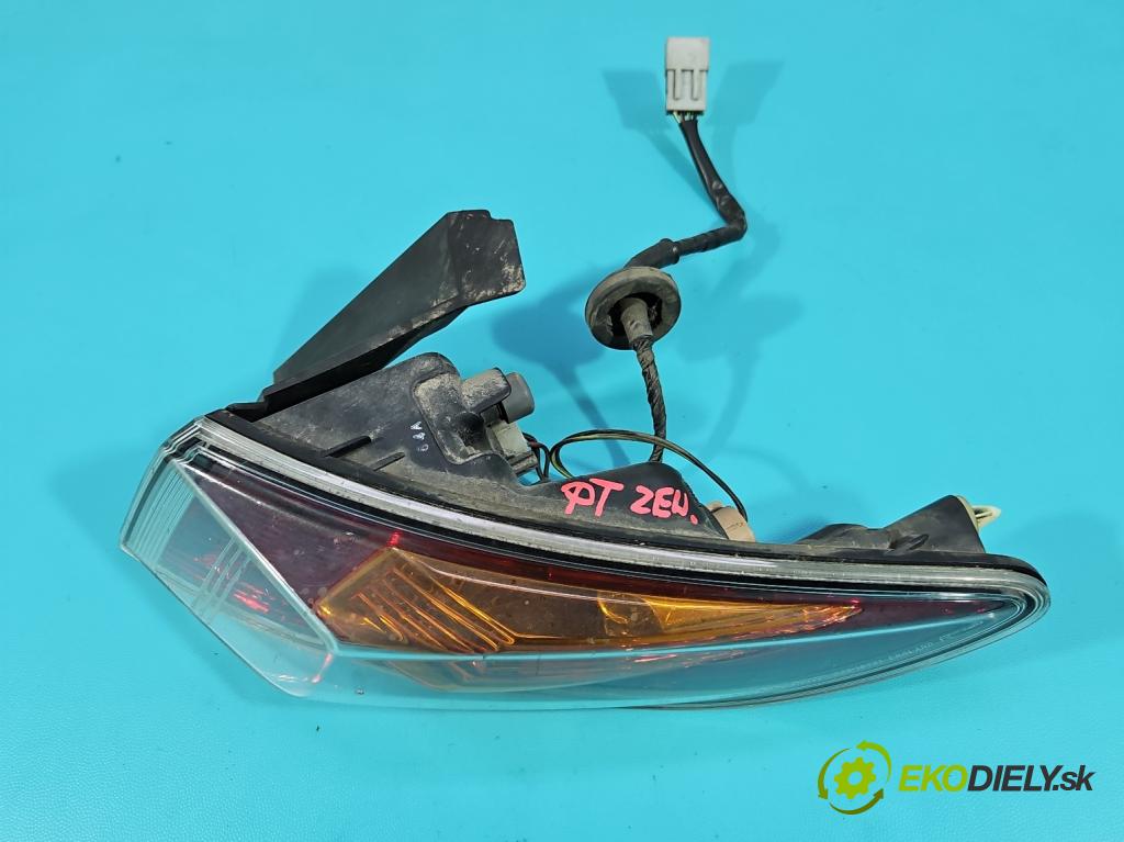Honda Civic VIII 2006-2011 1.8 16V 140 HP manual 103 kW 1799 cm3 5- svetlo / reflektor zadné pravé 220-16721 (Kľučka dverí ostatné)