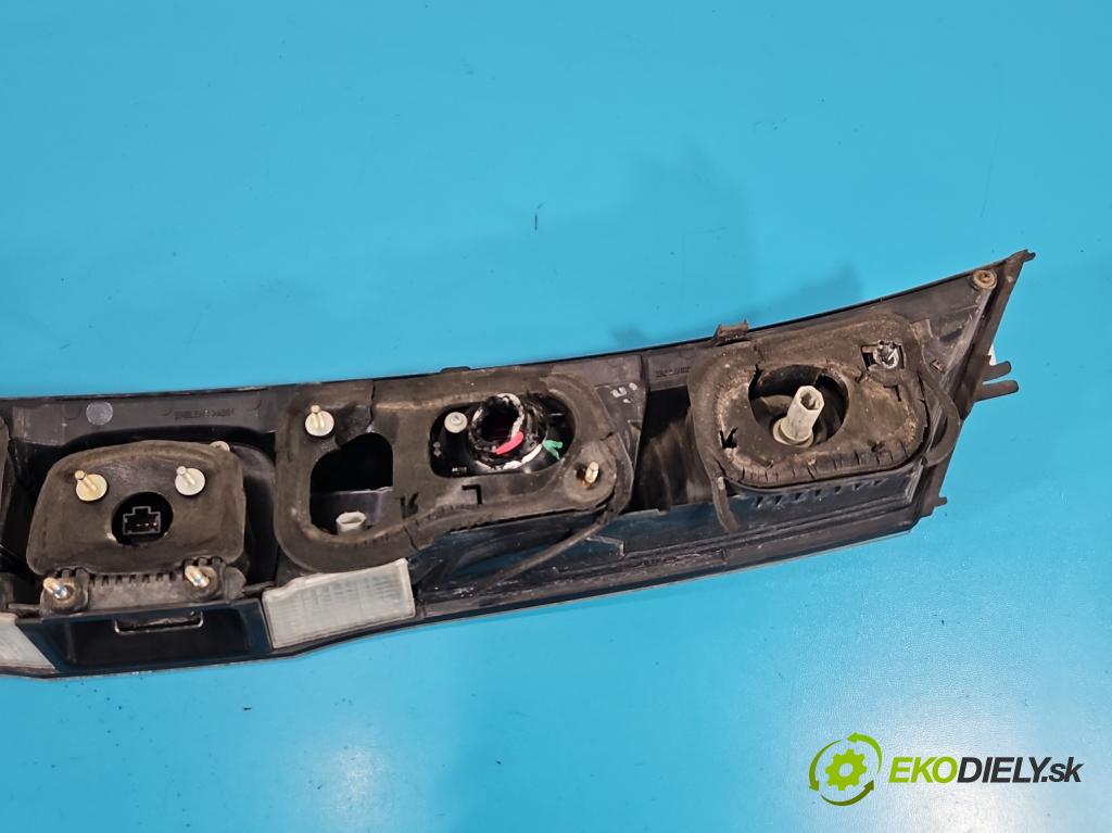 Honda Civic VIII 2006-2011 1.8 16V 140 HP manual 103 kW 1799 cm3 5- zaslepka: zadné 132-16721