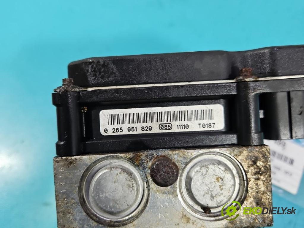 Citroen C4 Grand picasso I 2006-2013 1.6 T 156 hp automatic 115 kW 1598 cm3 5- čerpadlo abs 0265951829 (Pumpa ABS)