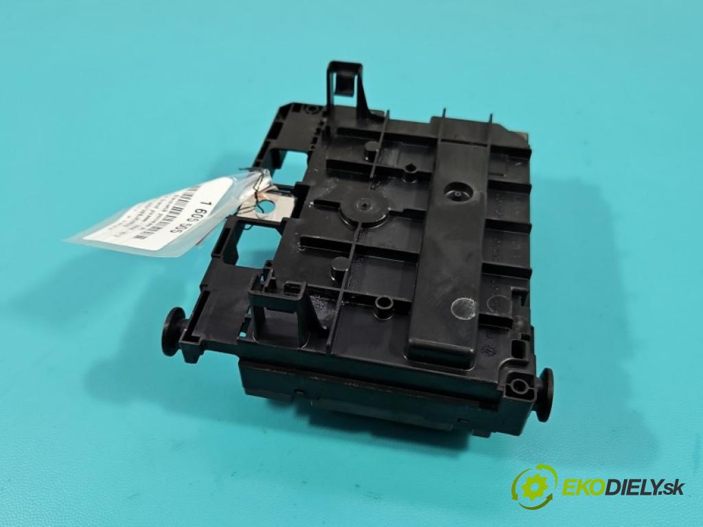 Citroen C4 Grand picasso I 2006-2013 1.6 T 156 hp automatic 115 kW 1598 cm3 5- řídící jednotka 9675877980