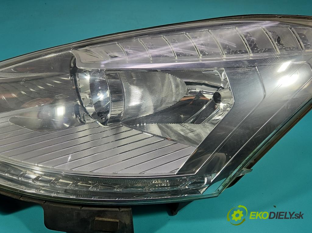 Citroen C4 Grand picasso I 2006-2013 1.6 T 156 HP automatic 115 kW 1598 cm3 5- Reflektor: ľavý  (Kľučka dverí ostatné)