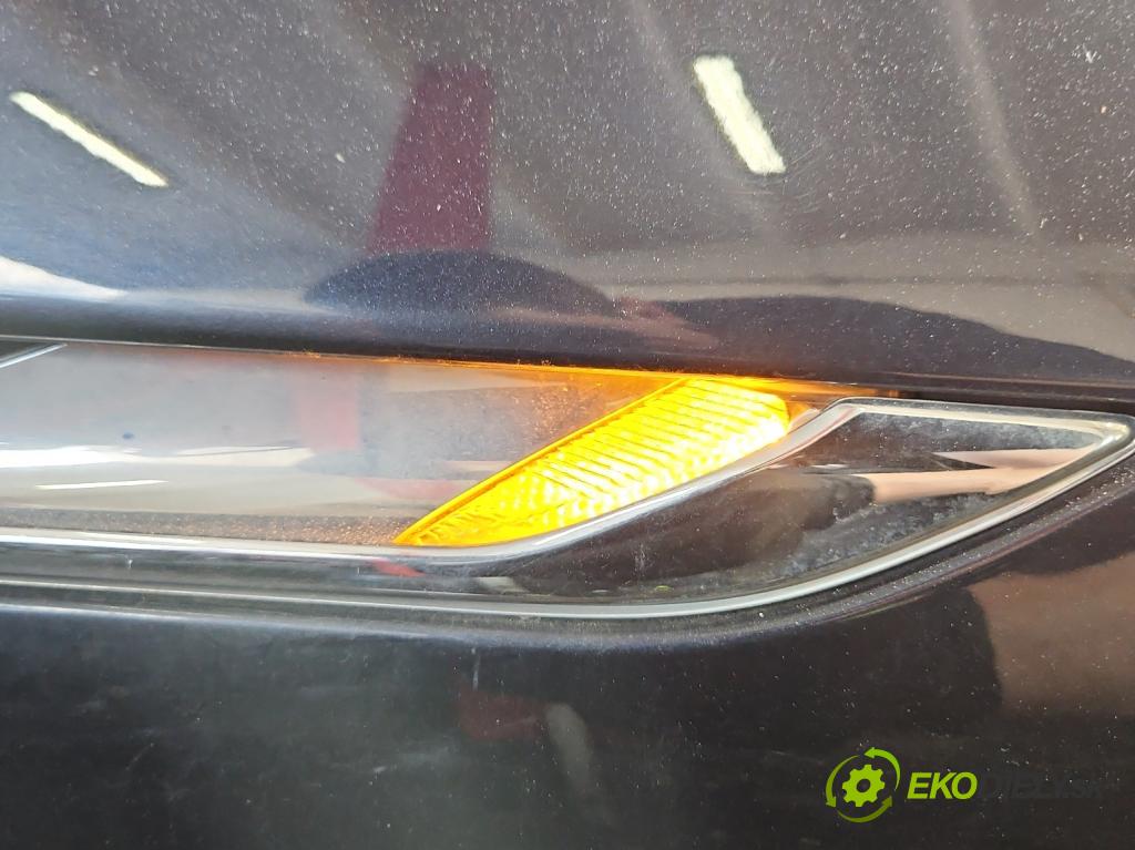 Bmw 6 F06 Gran Coupe 2011-2019 3.0 24V 320KM automatic 235 kW 2979 cm3 4- rozcestník: přední pravý 7221860