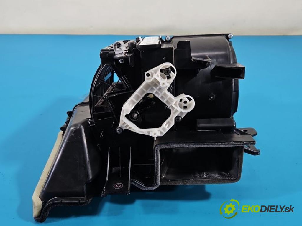 Mazda CX-3 2014-2021 1.5 105 HP manual 77 kW 1499 cm3 5- obal HB021DC2F