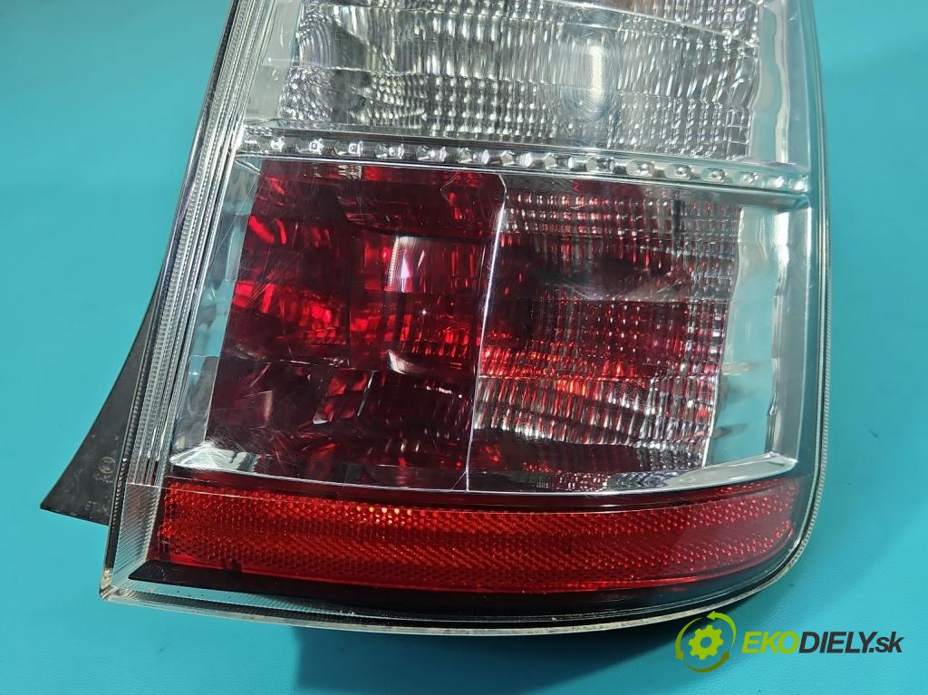Toyota Prius II XW20 2003-2009 1.5 16V 77 HP automatic 57 kW 1497 cm3 5- svetlo / reflektor zadné pravé  (Kľučka dverí ostatné)
