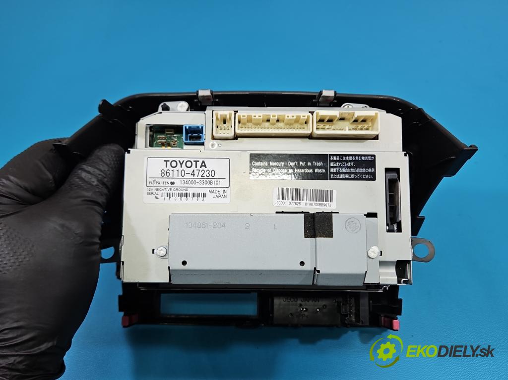 Toyota Prius II XW20 2003-2009 1.5 16V 77 HP automatic 57 kW 1497 cm3 5- Zobrazit: 86110-47230 (Prístrojová doska)