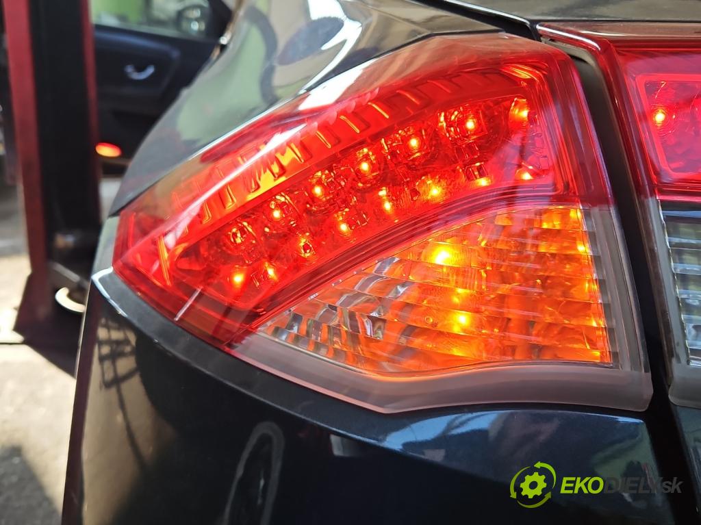 Renault Laguna III 2007-2015 1.5 dci 110 HP manual 81 kW 1461 cm3 5- svetlo / reflektor zadné ľavé blatník 265550001R