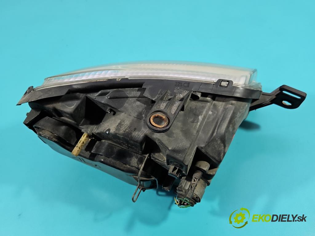 Fiat Panda II 2003-2012 1.1 8V 54 HP manual 40 kW 1108 cm3 5- Reflektor: ľavý  (Kľučka dverí ostatné)