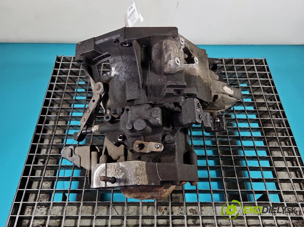 Fiat Panda II 2003-2012 1.1 8V 54 HP manual 40 kW 1108 cm3 5- prevodovka stupeň,rýchlosť manual