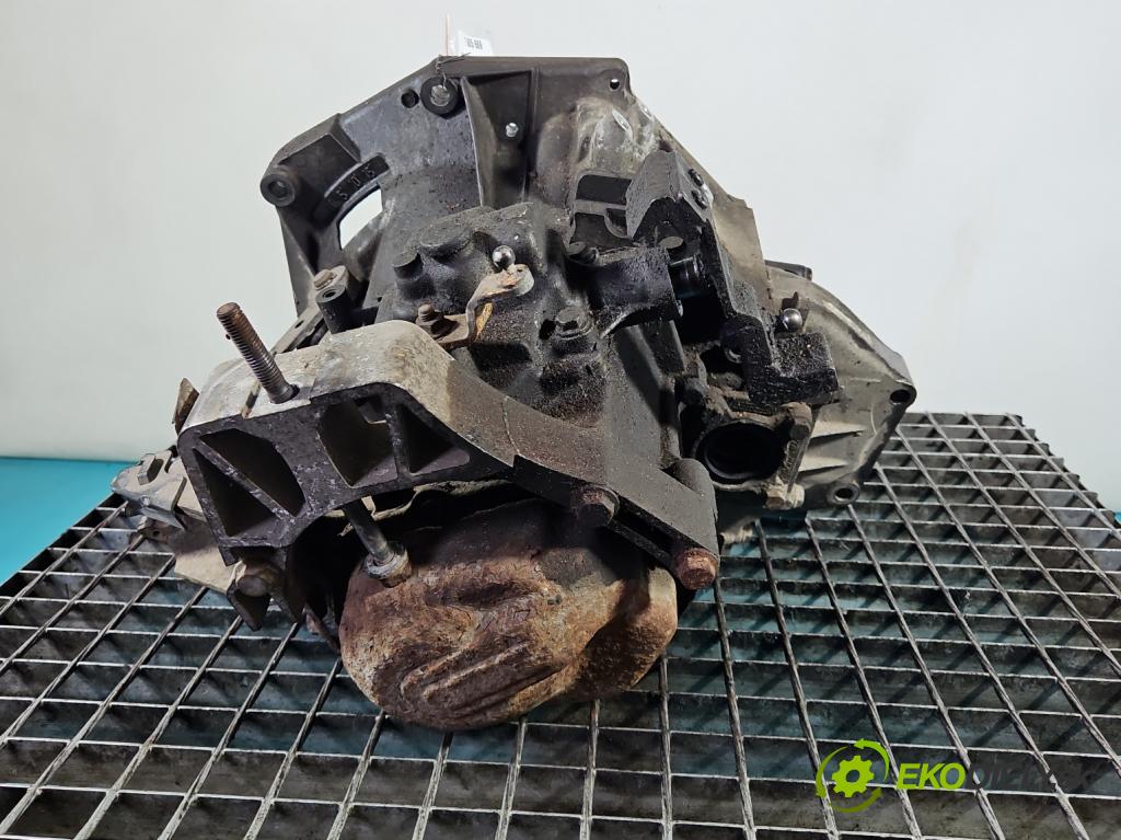 Fiat Panda II 2003-2012 1.1 8V 54 HP manual 40 kW 1108 cm3 5- prevodovka stupeň,rýchlosť manual