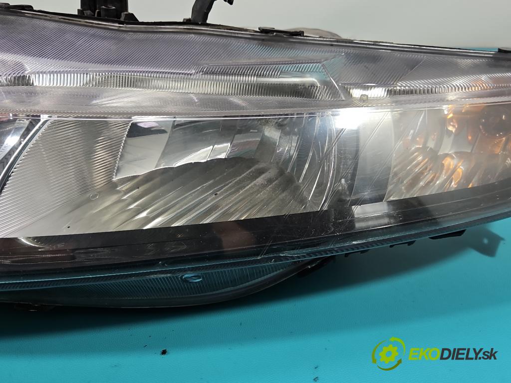 Honda Civic VIII 2006-2011 1.8 16V 140 HP manual 103 kW 1799 cm3 5- Reflektor: ľavý  (Kľučka dverí ostatné)