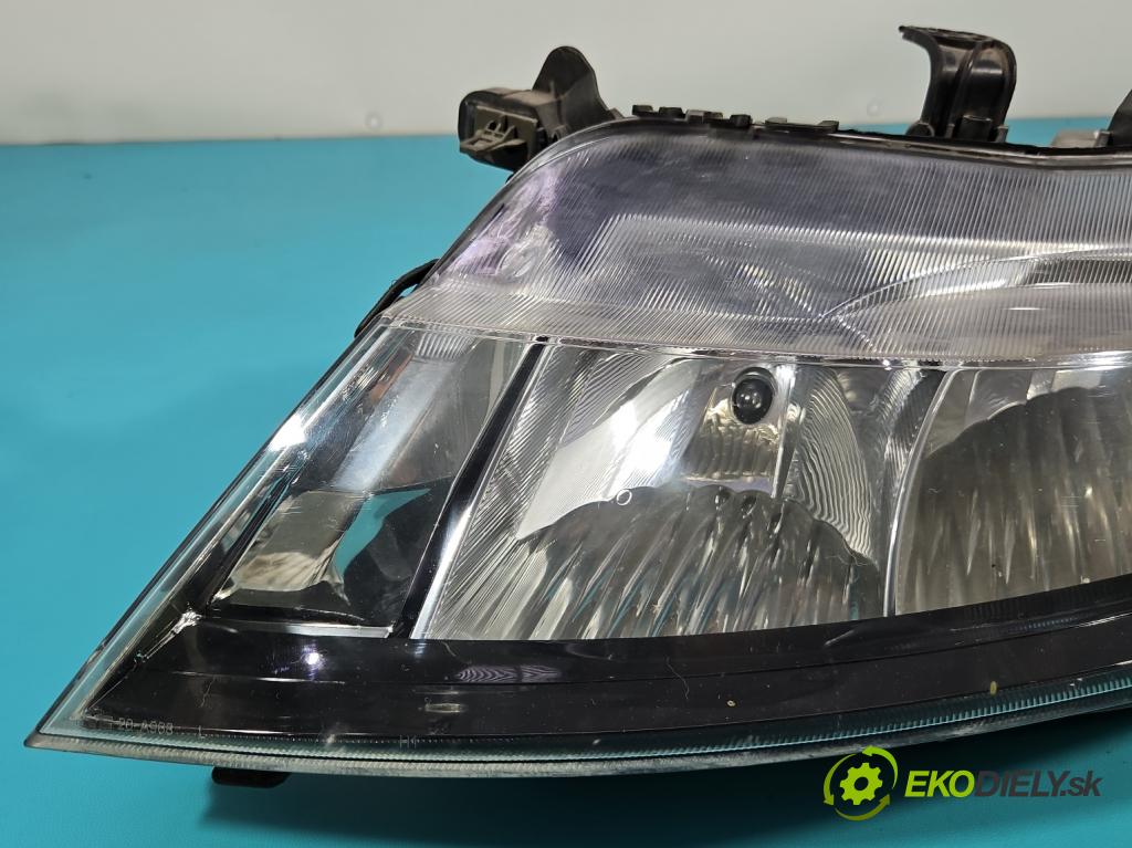 Honda Civic VIII 2006-2011 1.8 16V 140 HP manual 103 kW 1799 cm3 5- Reflektor: ľavý  (Kľučka dverí ostatné)