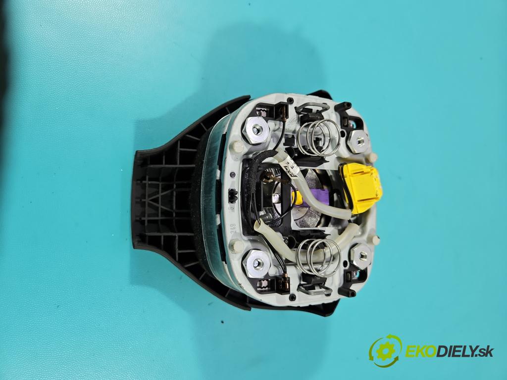 Vw Golf V 2003-2009 1.4 16V 80 HP manual 59 kW 1390 cm3 5- volant 1Q0419091F (Volant)