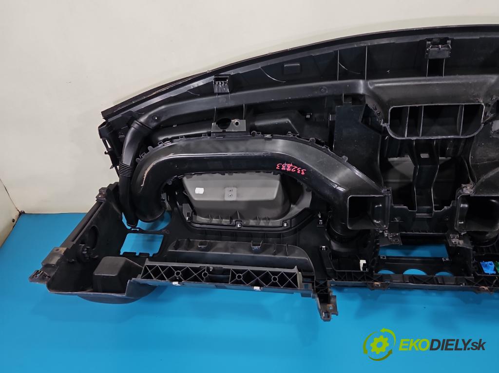 Opel Movano III 2010-2022 2.3 cdti 145 HP manual 107 kW 2299 cm3 5- kokpit,pristrojová doska rozdeľovacia 685002536R