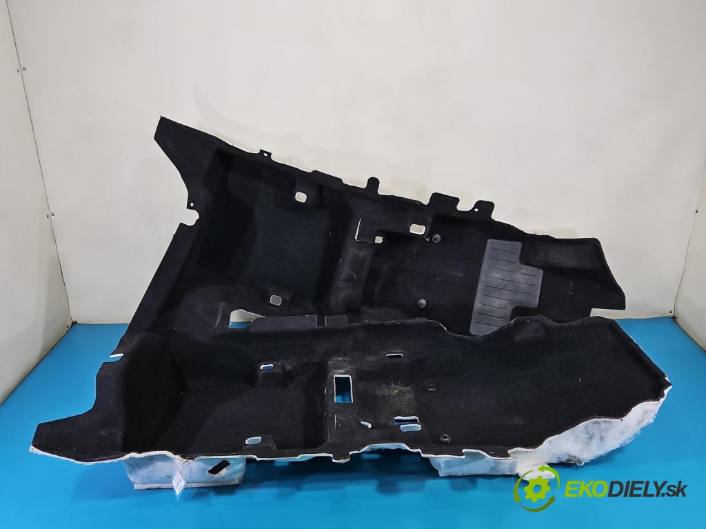 Mazda CX-3 2014-2021 1.5d 105 hp manual 77 kW 1499 cm3 5- koberec do auta DH0R68670A