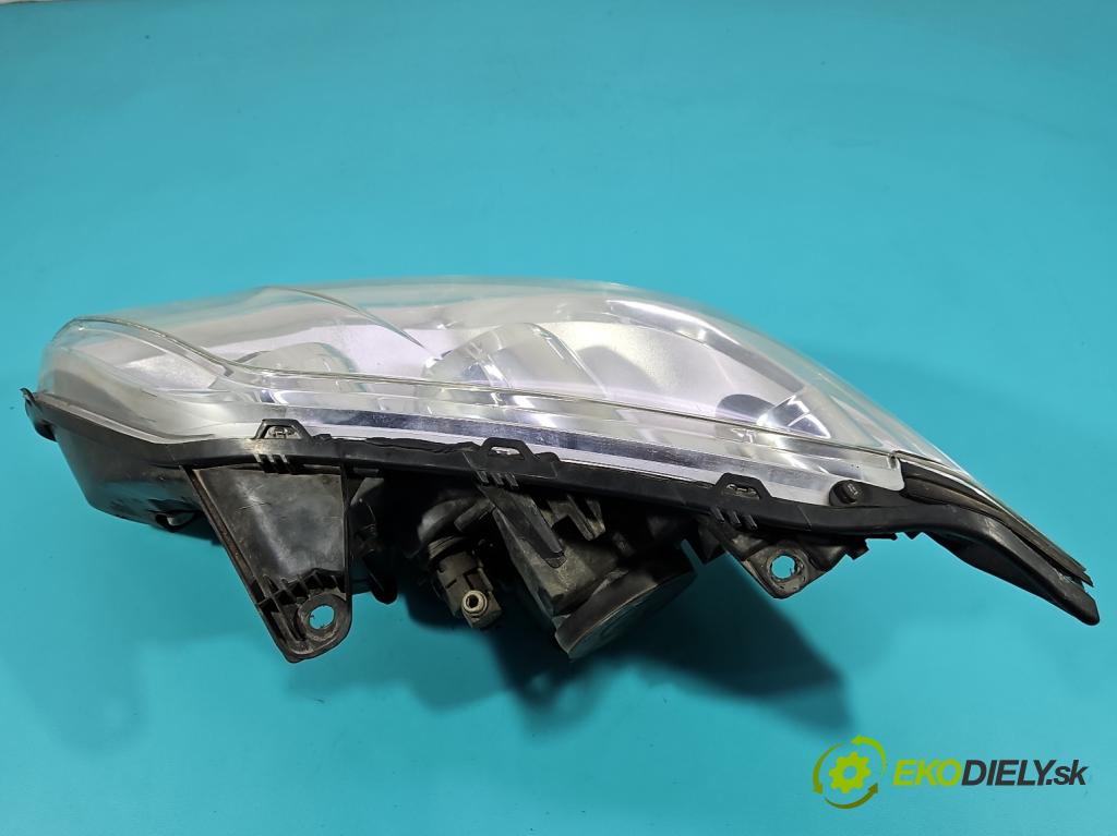 Renault Laguna III 2007-2015 1.5 dci 110 HP manual 81 kW 1461 cm3 5- Reflektor: pravý  (Svetlo predné pravé)
