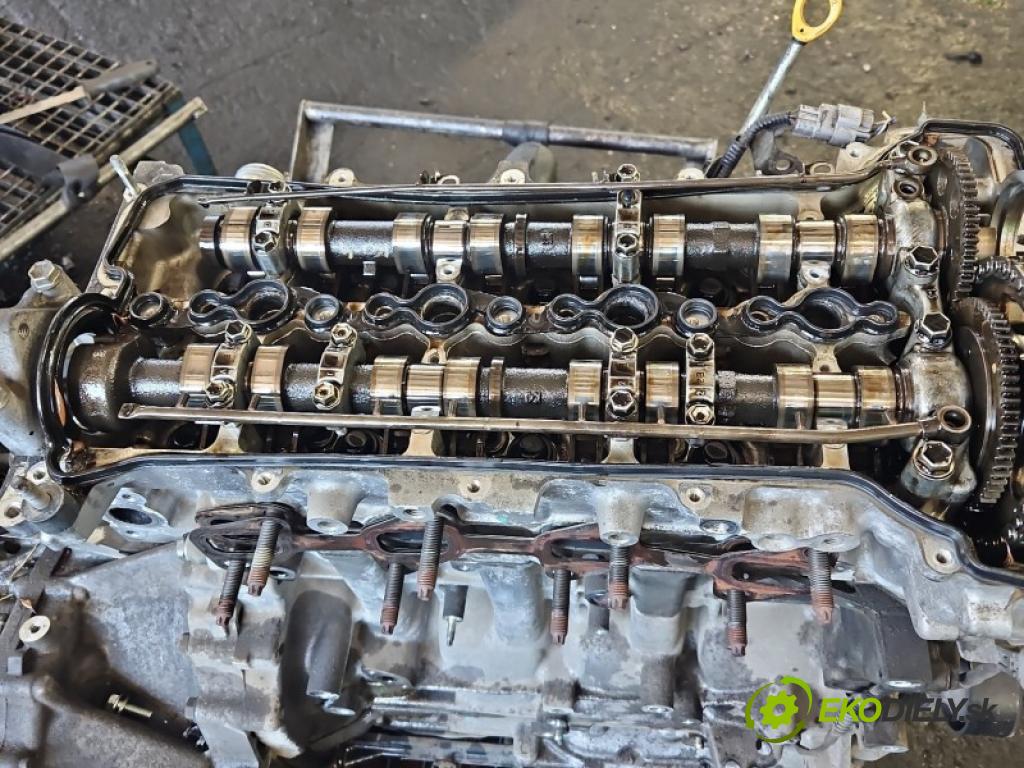Toyota Verso 2009-2018 2.0 D4D 126 hp manual 93 kW 1998 cm3 5- motor diesla 1AD