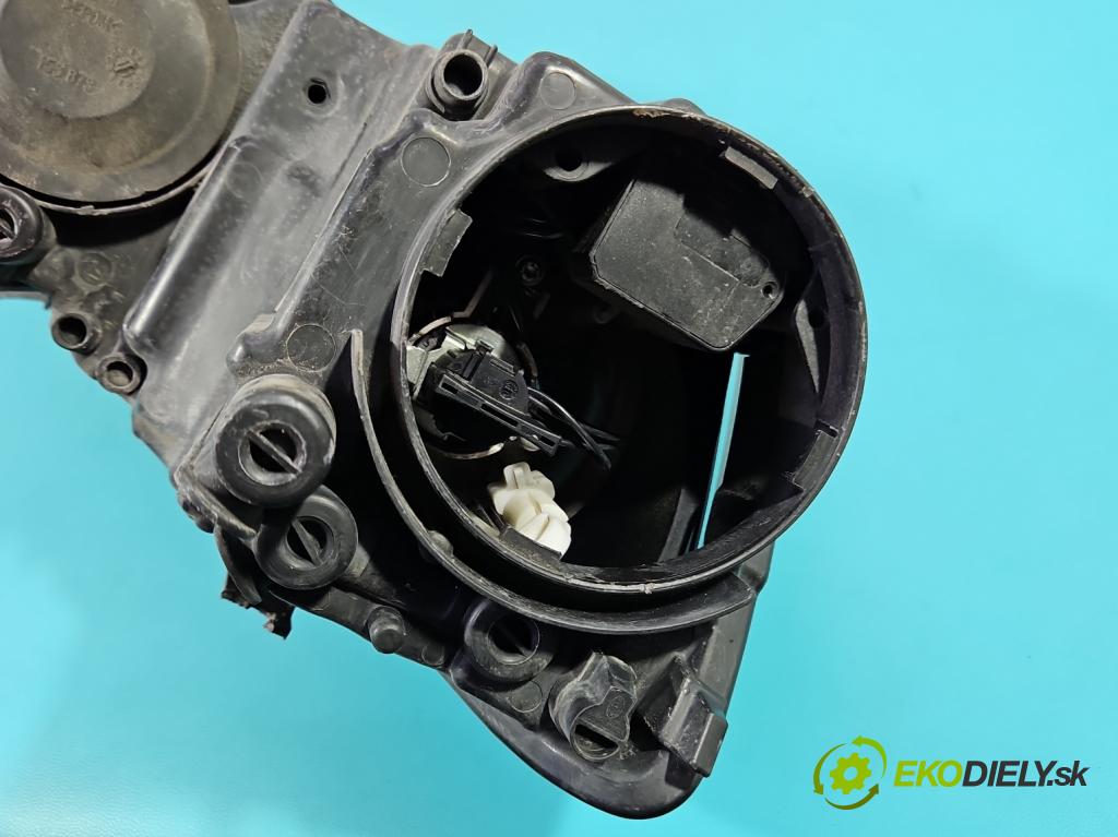 Vw Polo V 6R 2009-2017 1.4 16V 86 HP manual 63 kW 1390 cm3 5- Reflektor: ľavý 6R1941007F (Kľučka dverí ostatné)