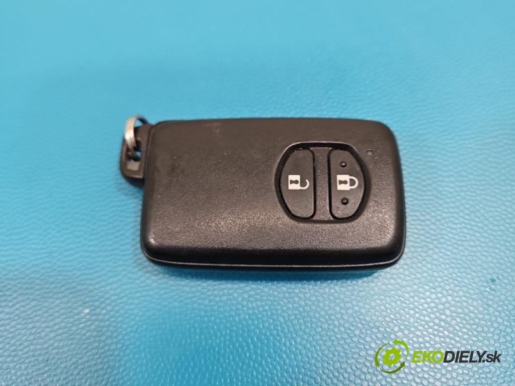 Toyota Verso 2009-2018 2.0 D4D 126 HP manual 93 kW 1998 cm3 5- dialkové klíč: