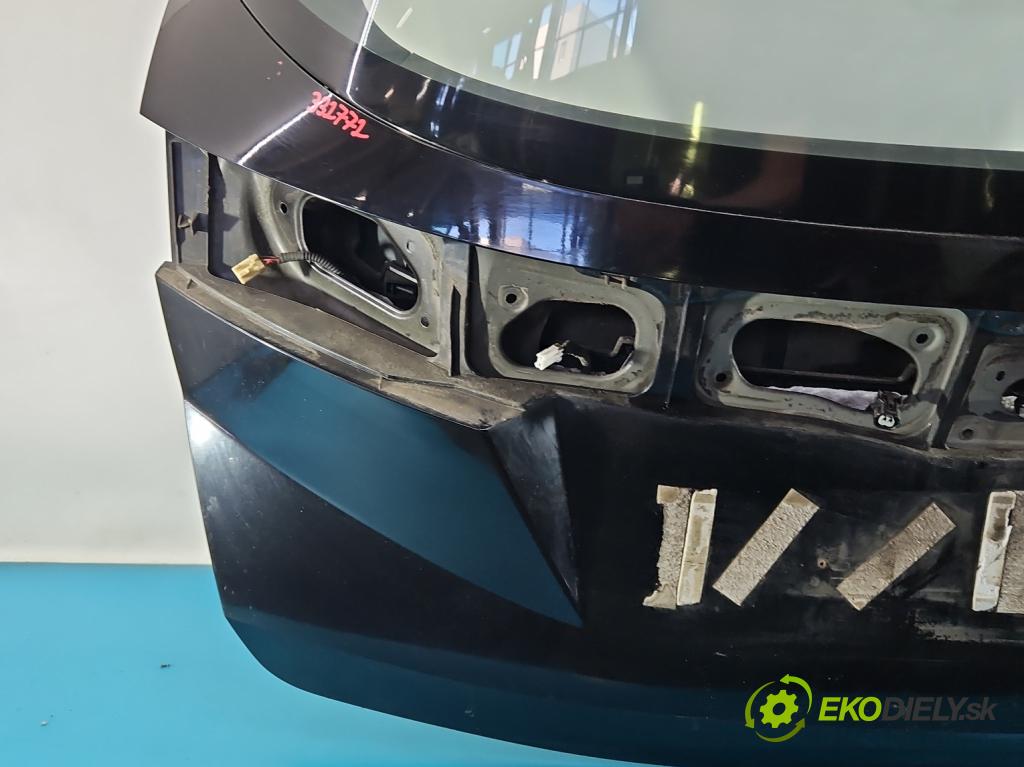 Honda Civic VIII 2006-2011 1.8 16V 140 HP manual 103 kW 1799 cm3 5- zadna kufor  (Kapota zadná (kufor))