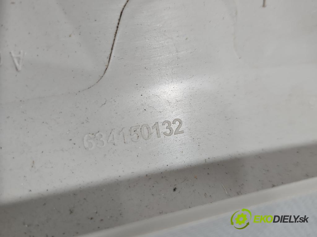 Renault Espace V 2014-2023 1.6 dci 160 HP automatic 118 kW 1598 cm3 5- Čalounictví: kufrové dvere