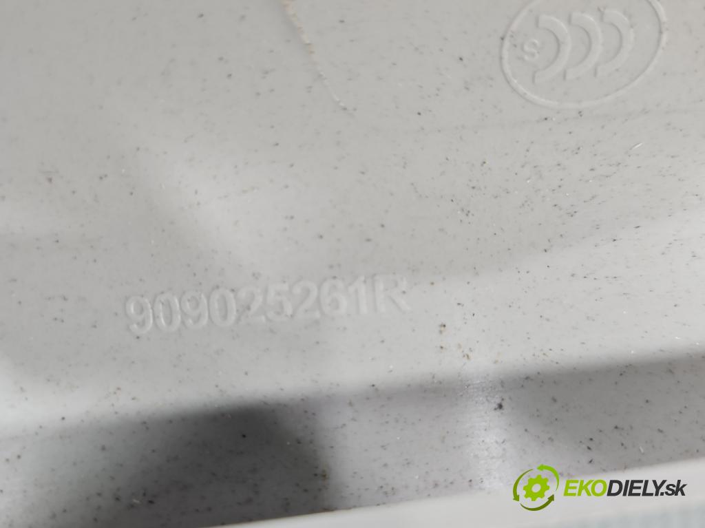 Renault Espace V 2014-2023 1.6 dci 160 HP automatic 118 kW 1598 cm3 5- Čalounictví: kufrové dvere