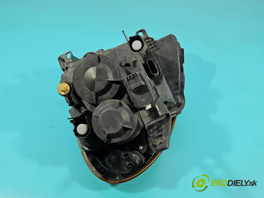 Renault Modus 1.5 dci 86 HP manual 63 kW 1461 cm3 5- Reflektor: pravý  (Svetlo predné pravé)
