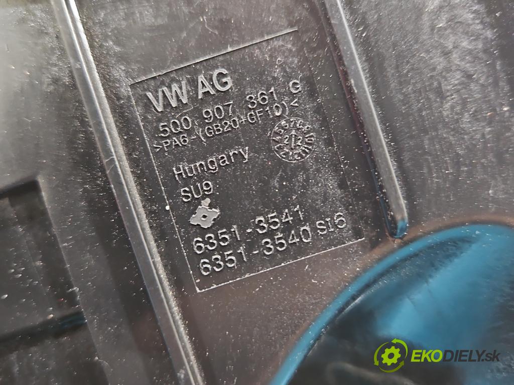 Seat Ateca 2016- 1.5 TSI 150 hp automatic 110 kW 1498 cm3 5- skříňka pojistková 5Q0937132A (Pojistková skříňka)