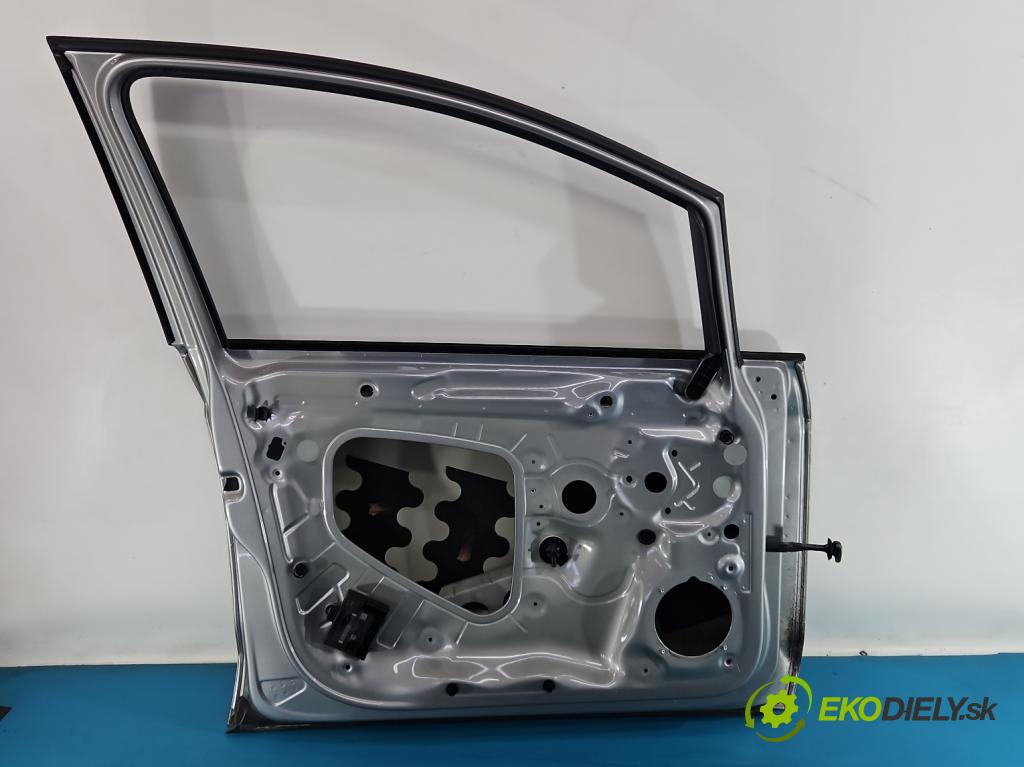 Vw Golf Sportsvan 1.4 TSI 125 hp manual 92 kW 1395 cm3 5- dveře přední levé  (Klika dveří ostatní)