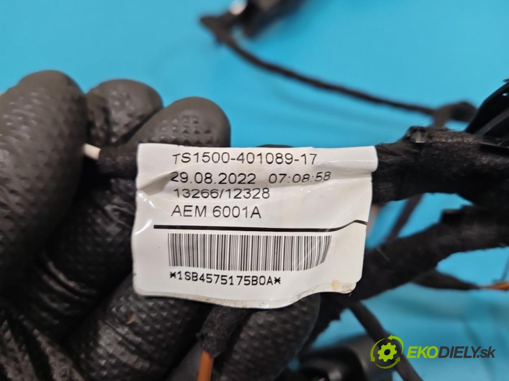 Seat Ateca 2016- 1.5 TSI 150 HP automatic 110 kW 1498 cm3 5- Zväzok: kufrové dvere zadné 575971145AS