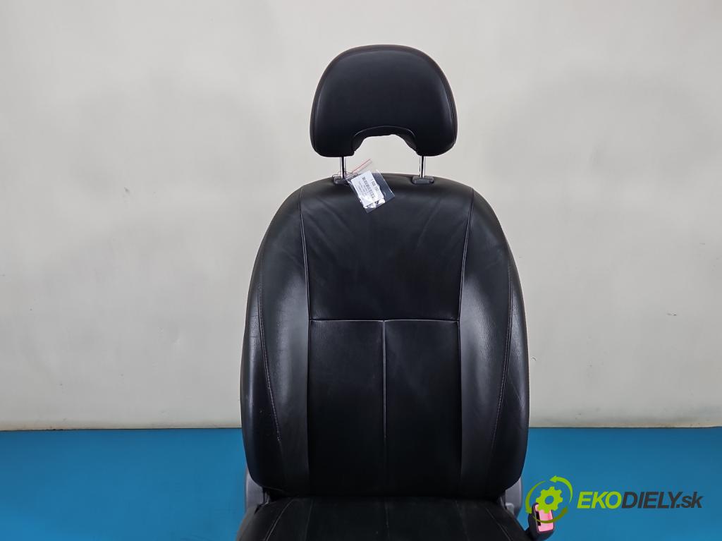 Toyota Prius II XW20 2003-2009 1.5 16V 77 HP automatic 57 kW 1497 cm3 5- Sedačka pravý  (Sedadlo)