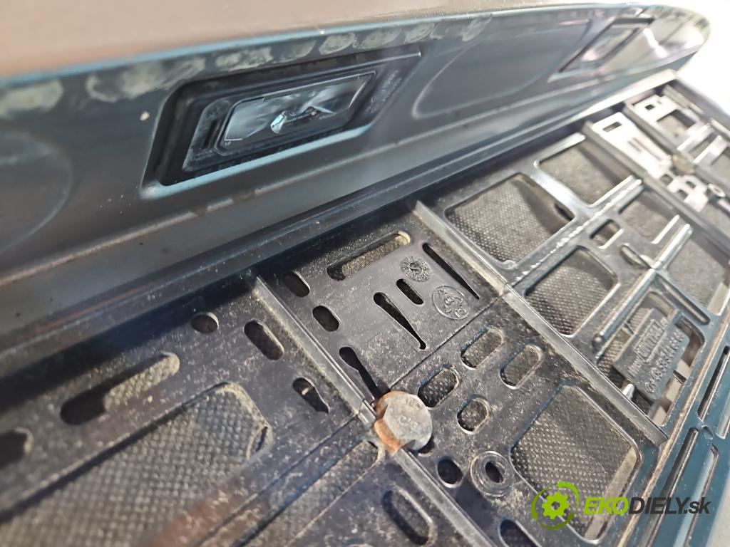Vw Golf Sportsvan 1.4 TSI 125 HP manual 92 kW 1395 cm3 5- zadna kufor (Kapota zadná (kufor))