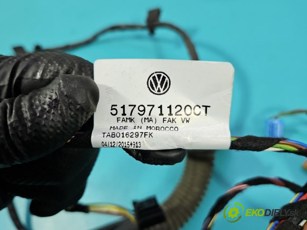 Vw Golf Sportsvan 1.4 TSI 125 hp manual 92 kW 1395 cm3 5- Balíček: dveře přední vlevo 517971120CT