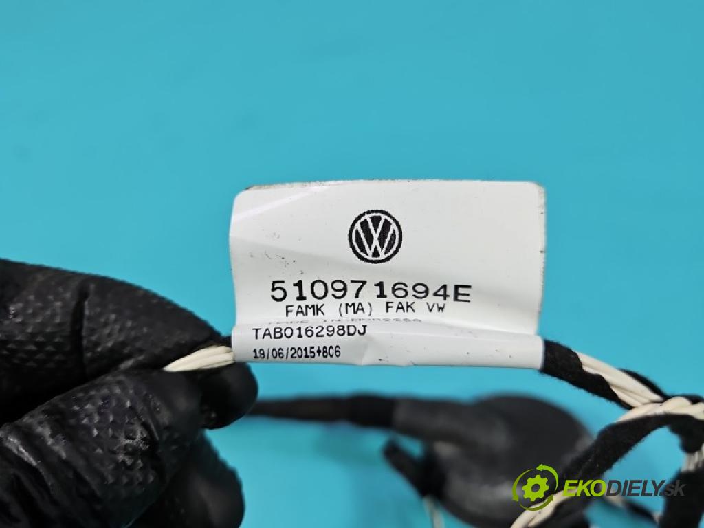 Vw Golf Sportsvan 1.4 TSI 125 hp manual 92 kW 1395 cm3 5- Balíček: dveře zadní pravých 510971694E