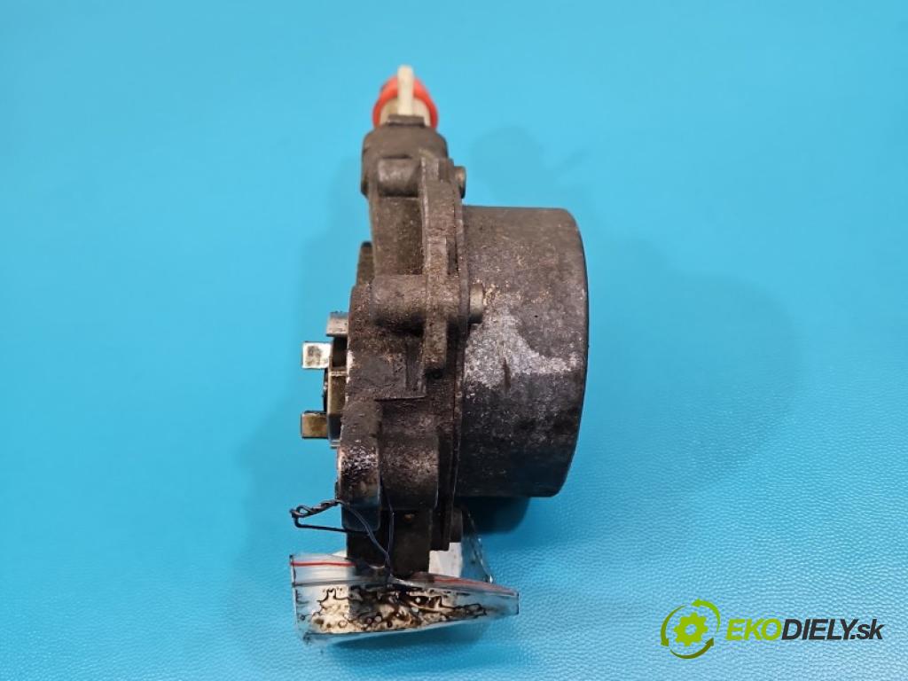 Opel Movano III 2010-2022 2.3 cdti 145 hp manual 107 kW 2299 cm3 5- čerpadlo vákuum