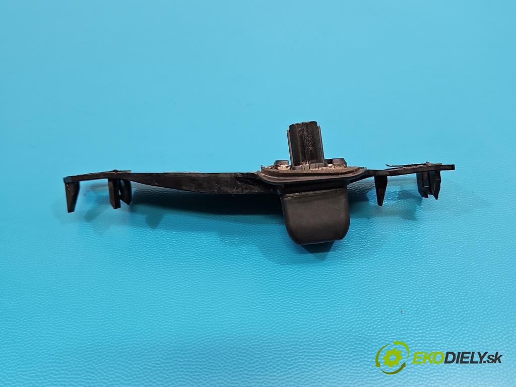Toyota Verso 2009-2018 2.0 D4D 126 hp manual 93 kW 1998 cm3 5- Kamera cúvaní 86790-64050