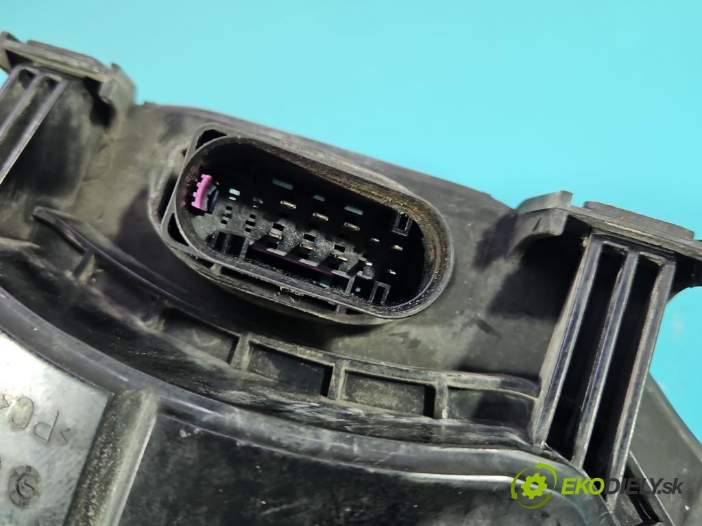 Ford Mondeo Mk4 2007-2014 2.0 tdci 131 HP automatic 96 kW 1997 cm3 5- Reflektor: ľavý  (Kľučka dverí ostatné)