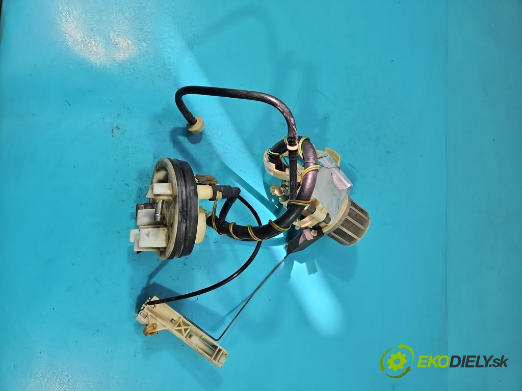 Audi 80 B4 1991-1994 2.0 8V 116 hp manual 85 kW 1984 cm3 4- čerpadlo paliva 8A0201319A