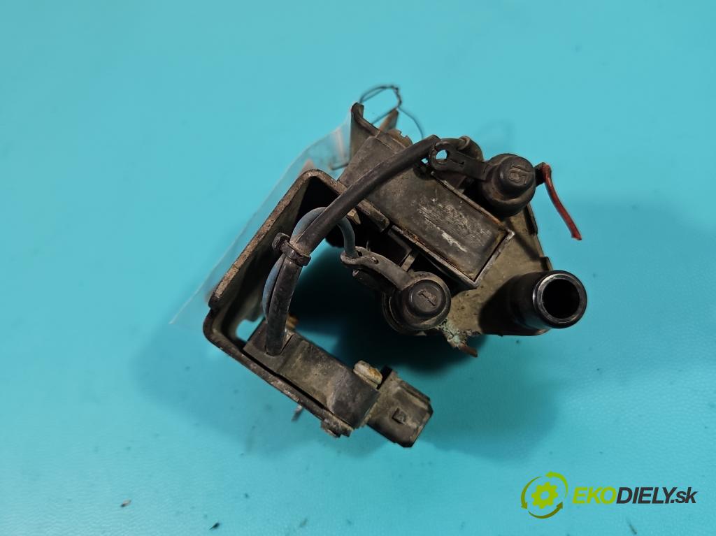 Audi 80 B4 1991-1994 2.0 8V 116 HP manual 85 kW 1984 cm3 4- cievka zapaľovacia 8A0905105 (Zapaľovacia cievka)