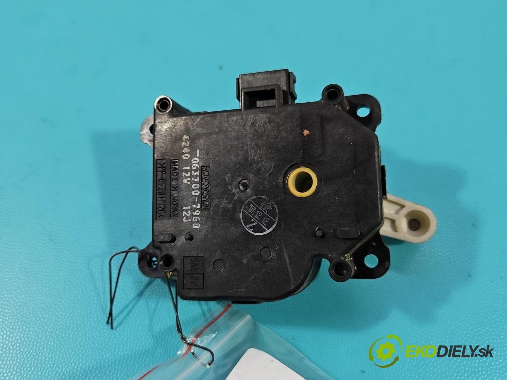Toyota Prius II XW20 2003-2009 1.5 16V 77 hp automatic 57 kW 1497 cm3 5- motorek topení 063700-7960