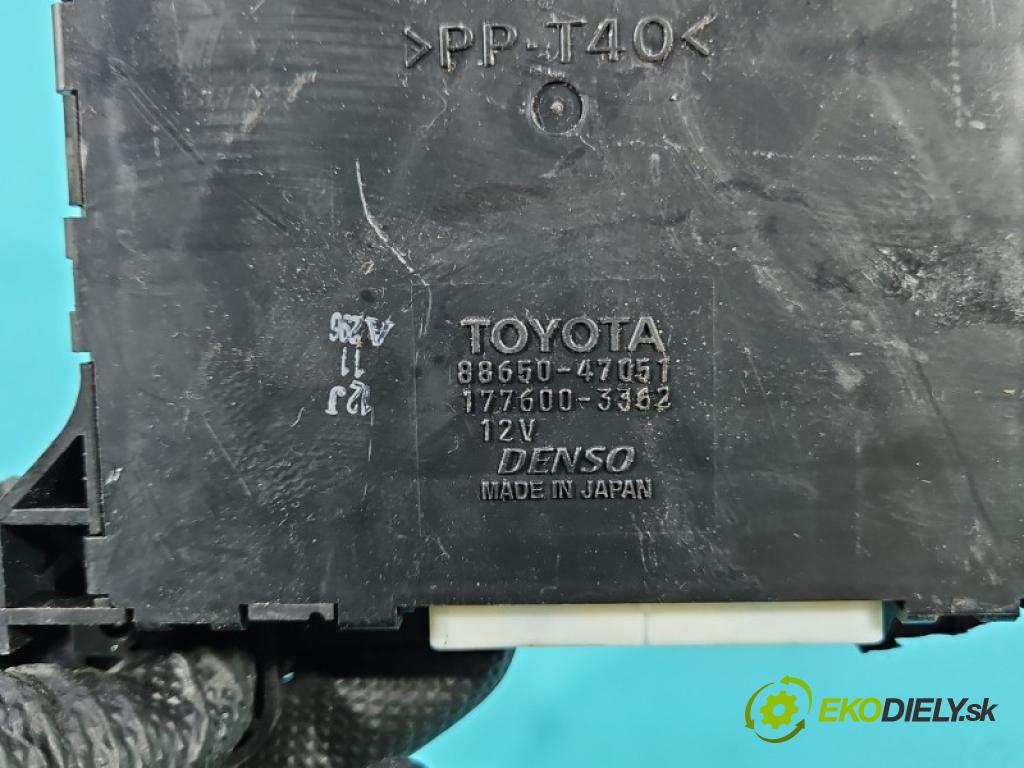 Toyota Prius II XW20 2003-2009 1.5 16V 77 hp automatic 57 kW 1497 cm3 5- řídící jednotka 88650-47051